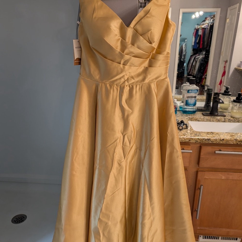 Elegant Strapless Gold Dress